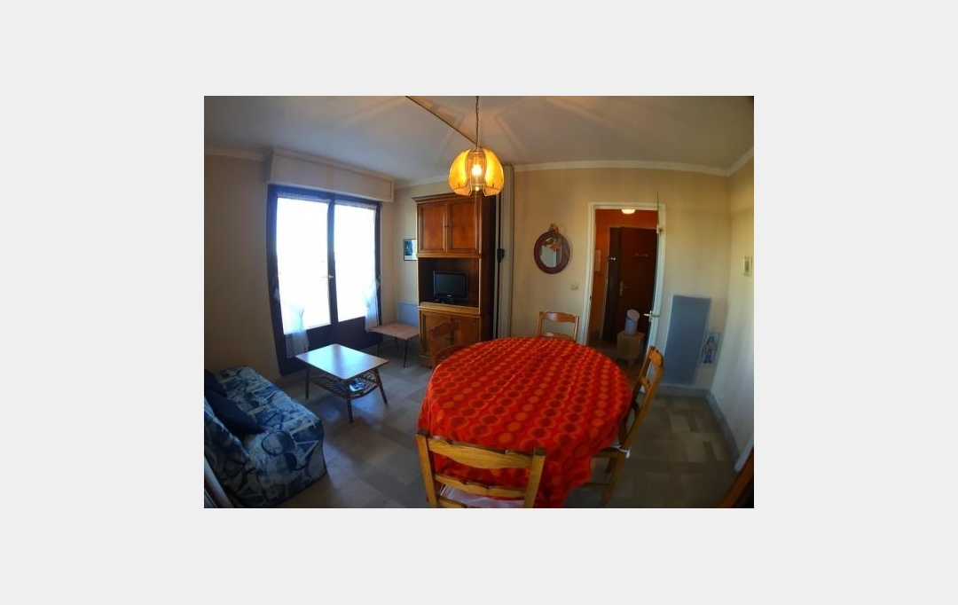 Annonces MAUGUIO : Appartement | LA GRANDE-MOTTE (34280) | 45 m2 | 257 € 